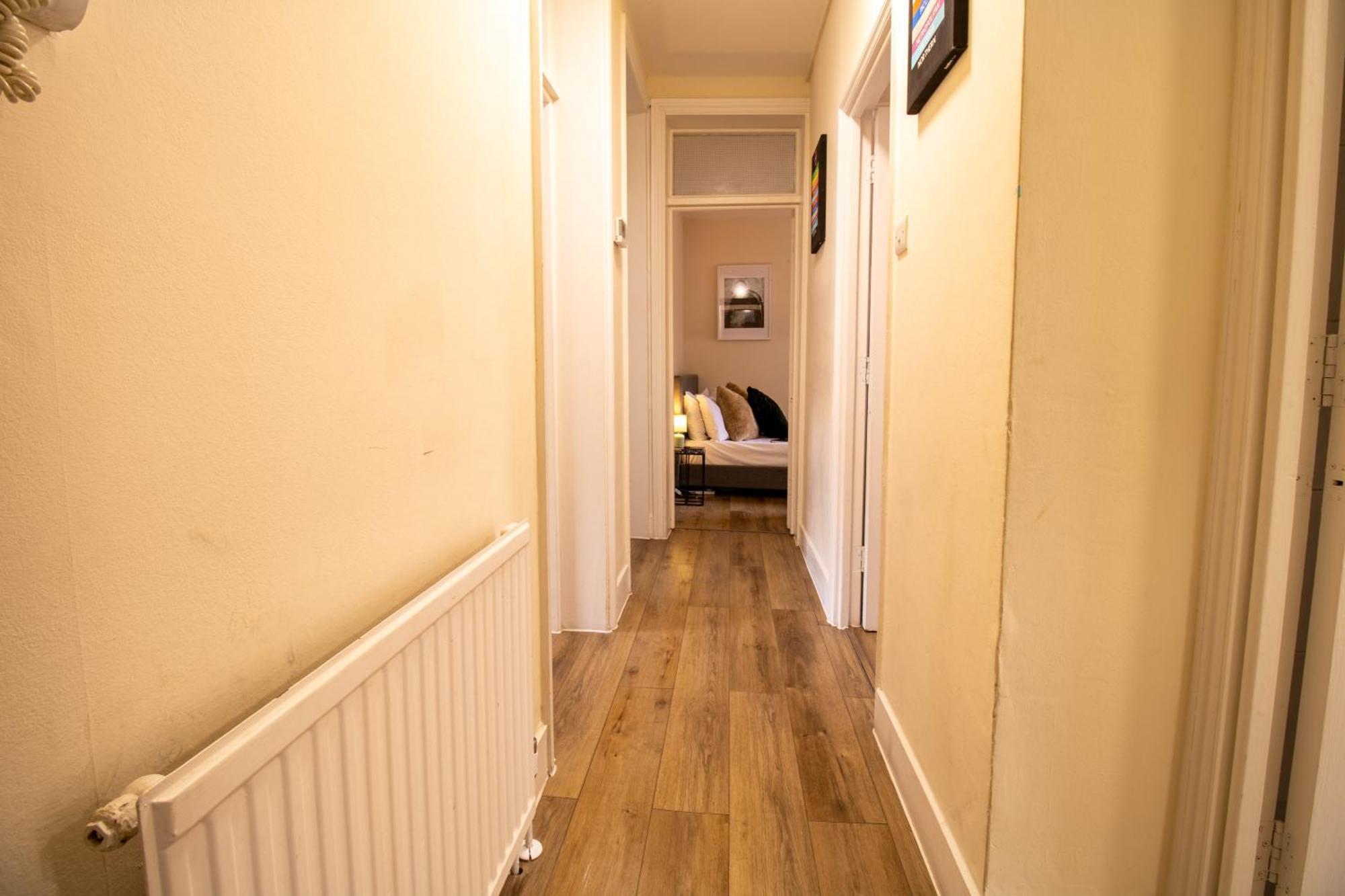 Cosy 2-Bedroom Apartment In Mayfair 8Cb - 4Th Floor No Elevator 伦敦 外观 照片