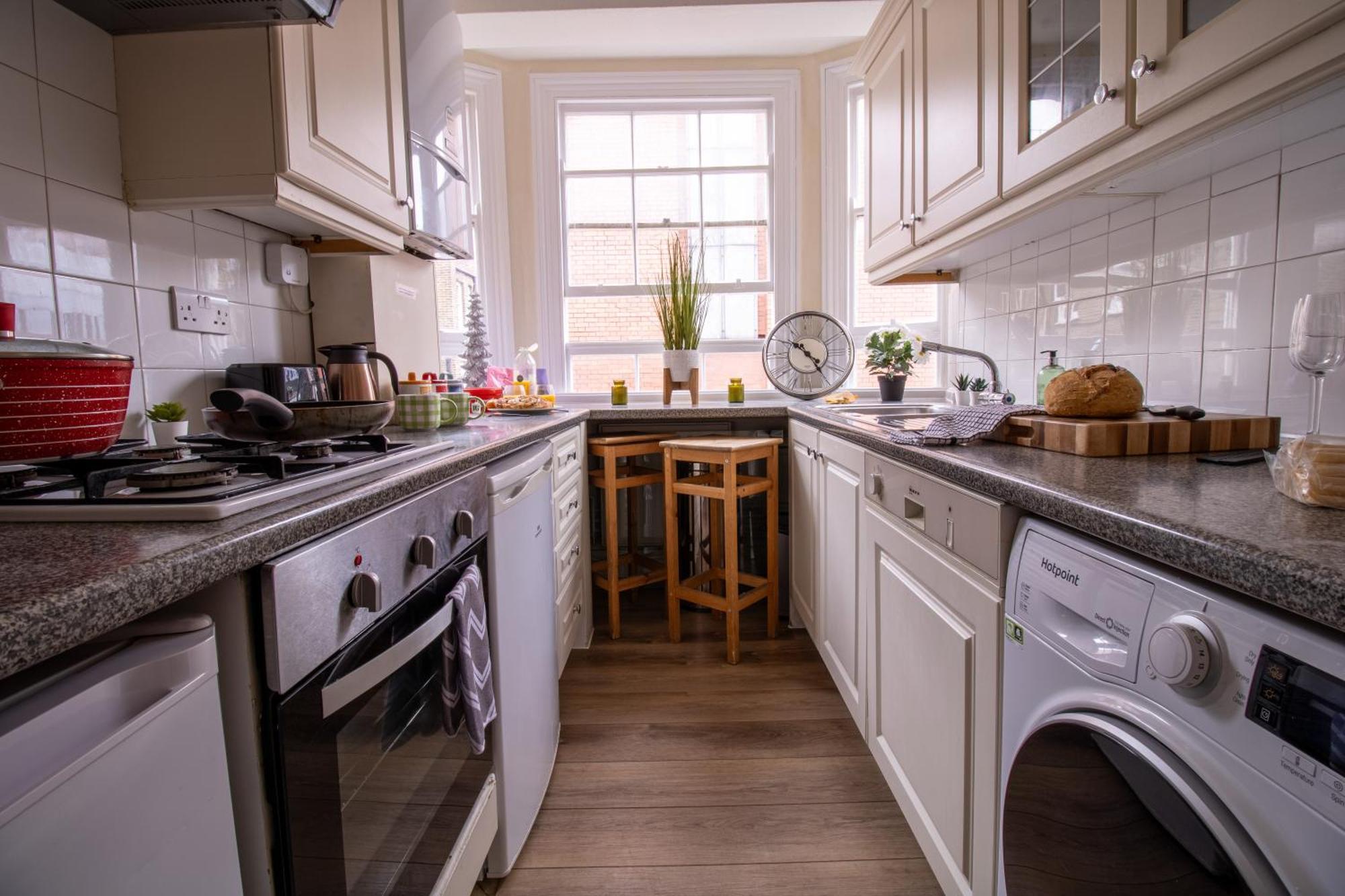 Cosy 2-Bedroom Apartment In Mayfair 8Cb - 4Th Floor No Elevator 伦敦 外观 照片