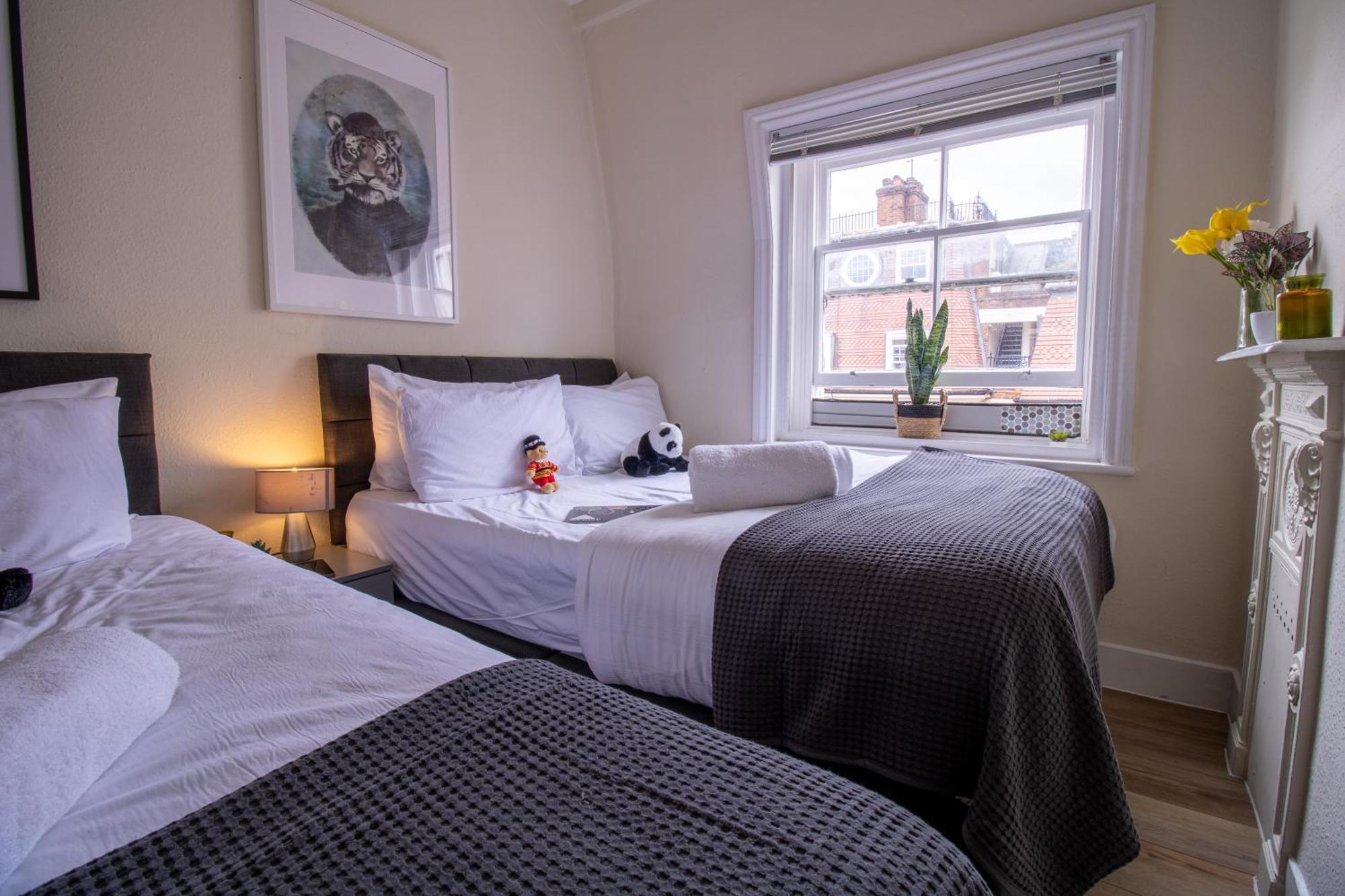Cosy 2-Bedroom Apartment In Mayfair 8Cb - 4Th Floor No Elevator 伦敦 外观 照片